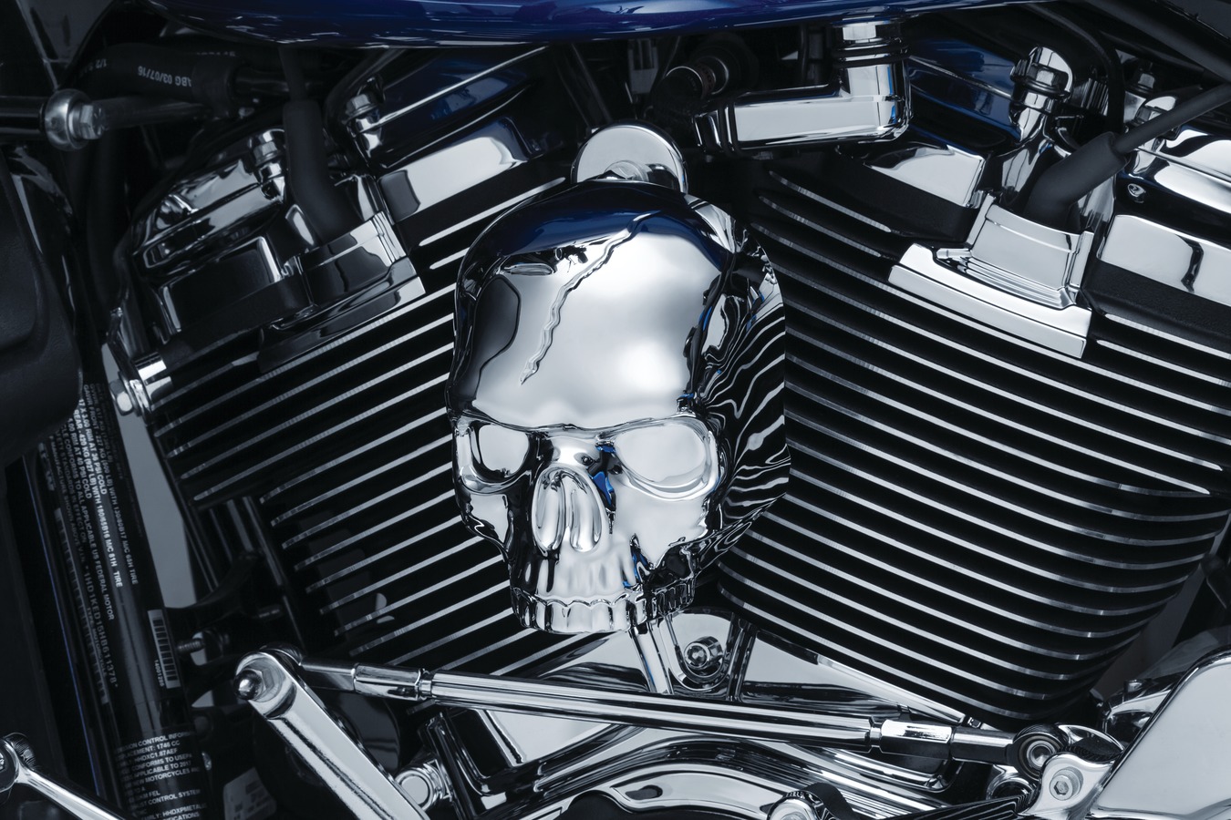 Kuryakyn Skull Horn Cover In Chrome Finish For Harley Davidson 2017
