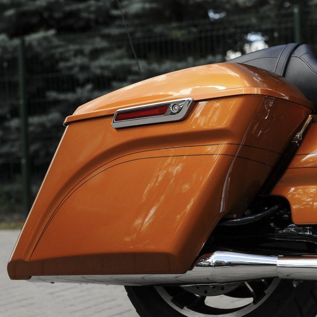 Killer Custom 5 Inch StretchDown Extended Bagger Saddlebags For 2014