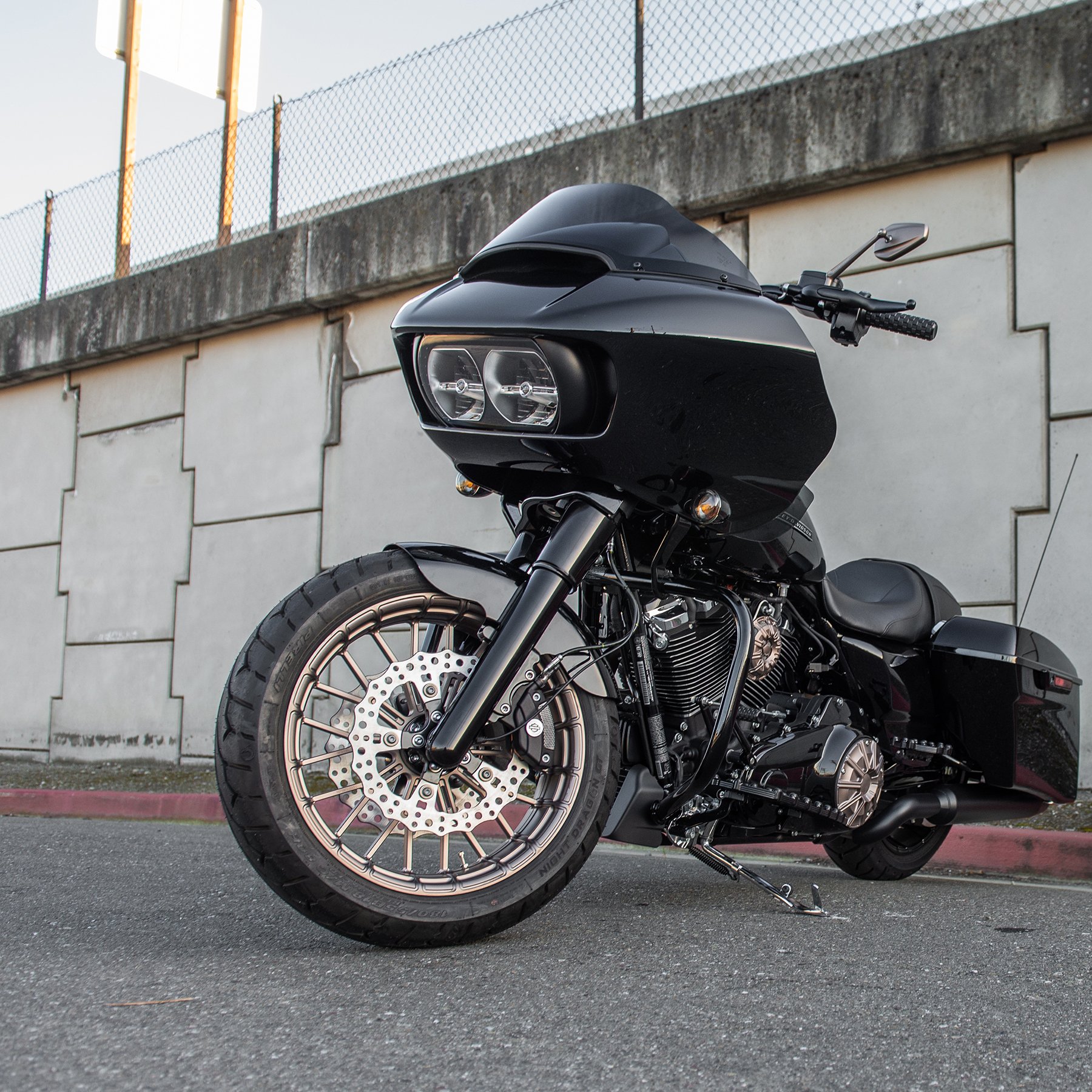 Arlen Ness Smooth Fork Boots In Black For Harley Davidson 20142021