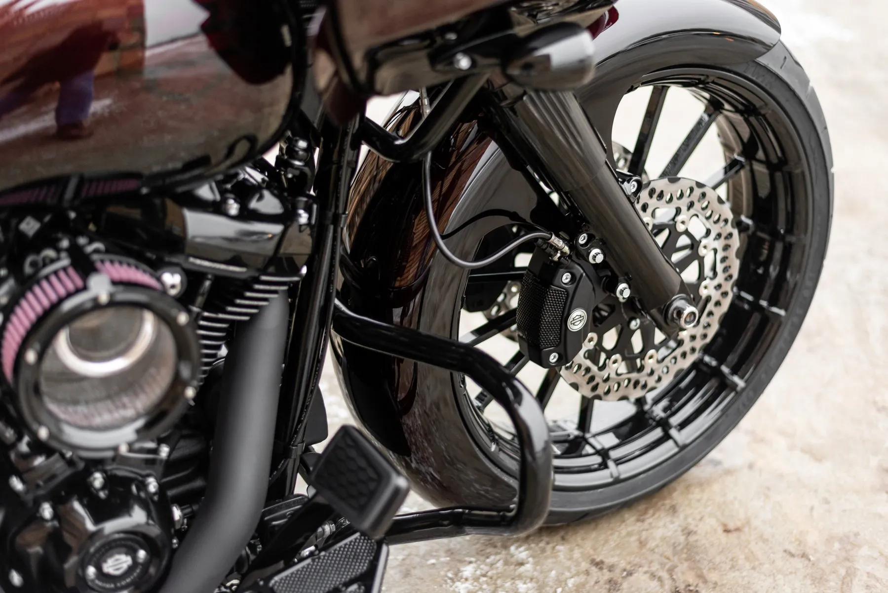 thumbnail image 2 of Tommy&Sons 21x5.5 Front Wrapper Fender For Harley Davidson Touring (2014-2023) – Bulldog Style, Unfinished White 2 of 4