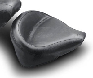 Mustang Vintage Solo Wide Seat 17.5 Inches For Harley Davidson 2000-2006 Softail Motorcycles With Up To 150 Stock Tire (Excl. Deuce) (75096)