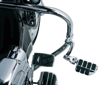 Kuryakyn Longhorn Offset Highway Pegs With Dually & 1 1/4 Inch Magnum Quick Clamps In Chrome Finish (4575)