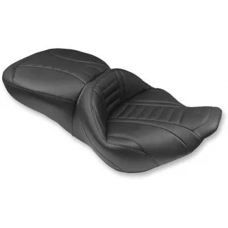 Mustang Seat Deluxe Super Seat 19 Inch Front Width x 14 Inch Rear Width in Black For 1999-2007 FLHR Models (76738)