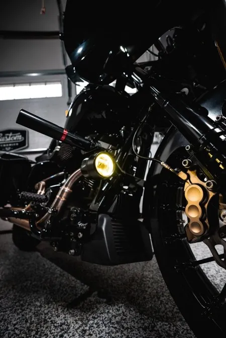 Custom Dynamics Mount Tube 1.25 Inch in Gloss Black Finish (PB-125-B)