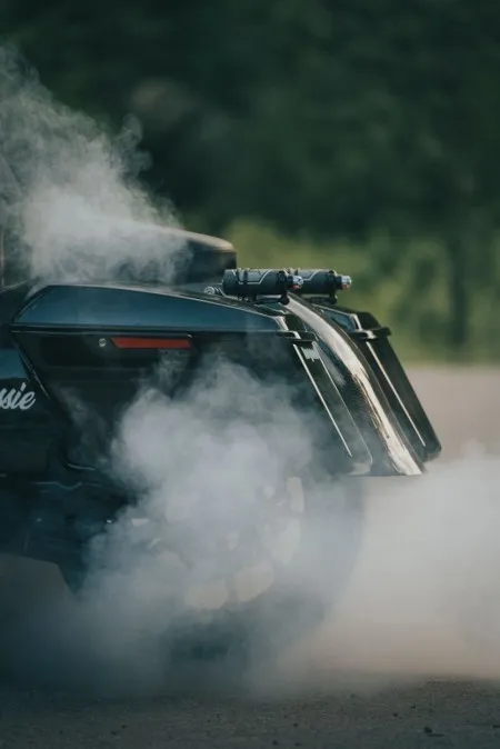 Legend 13 Inch Revo Arc Remote Reservoir Suspension In Black For Harley Davidson 2009-2013 Touring Motorcycles (1310-1882)