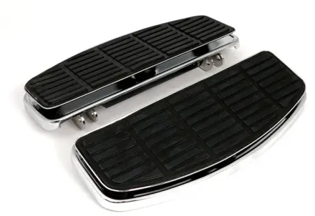 Doss Traditional Rectangular Late Style Floorboards In Chrome For Harley Davidson 1986-2017 FLST Softail, 2012-2016 FLD Dyna, 1983-2021 Touring And 2009-2021 Trike Models (50621-79A) (72610)