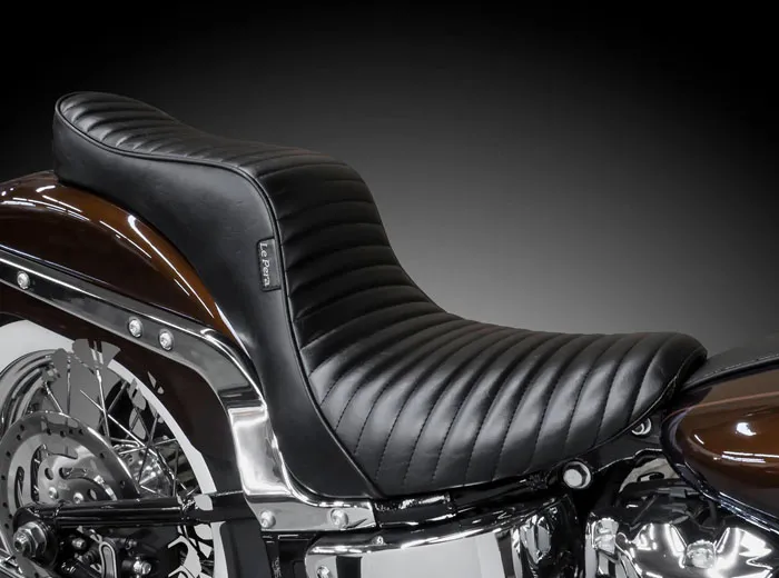 Le Pera Cherokee Pleated Seat For Harley Davidson 2018 2023 Softail Deluxe FLDE Heritage FLHC Models LYX 020PT ARH Custom USA