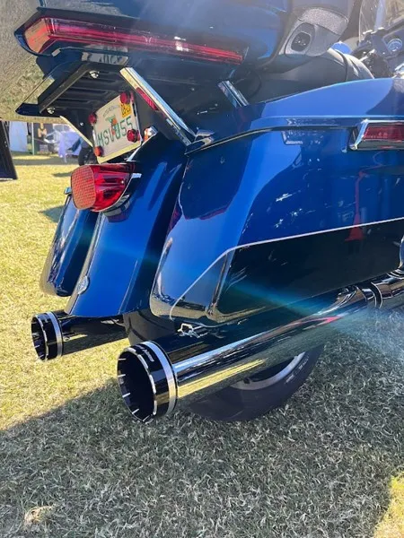 Khrome Werks HP-Plus 4.5 Inch Slip-On In Chrome Finish With Tracer Tips For 2017-2025 Touring Models (202735)