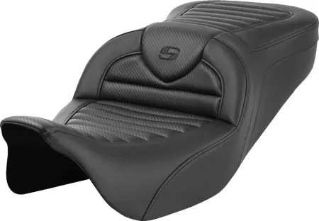 Saddlemen Standard Reach Carbon Fiber Roadsofa Seat For Harley Davidson 2008-2023 FLHR, FLHT, FLHX & FLTR Touring Models (Does Not Fit 2023-2025 CVO Models) (808-07B-20400)