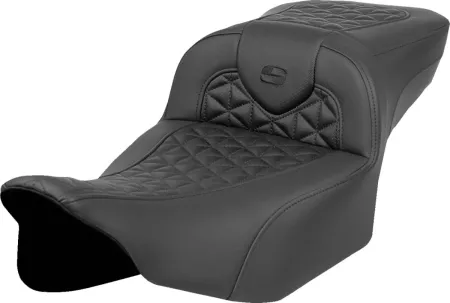 Saddlemen Extended Reach Tri Gripper RoadSofa Seat For Harley Davidson 2023-2025 Touring FLHX Street Glide & FLTR Road Glide Models (823-07-21100)