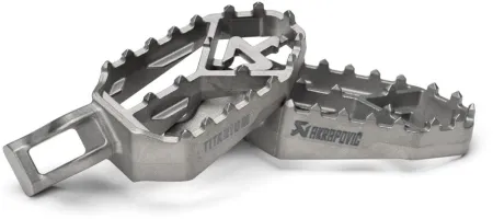 Akrapovic Footpegs In Titanium Finish For Triumph 2011-2025 Tiger Models (F-T12T1)