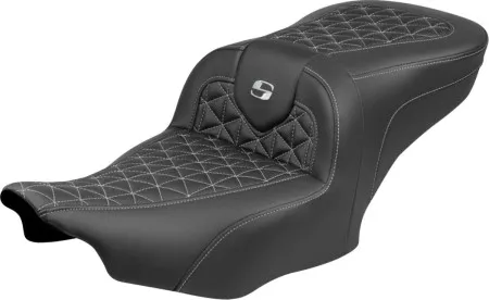 Saddlemen Standard Reach Tri-Gripper RoadSofa Seat With Silver Stitching Without Drivers Backrest For Harley Davidson 2024-2026 Road Glide/Street Glide & 2023-2026 CVO Road Glide/Street Glide Models (823-07-21005)